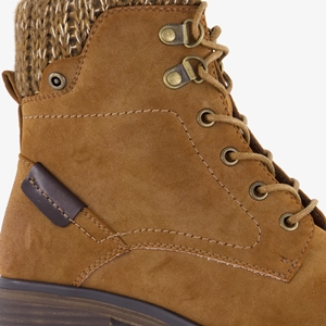 Blue Box veterboots cognac met gebreid detail