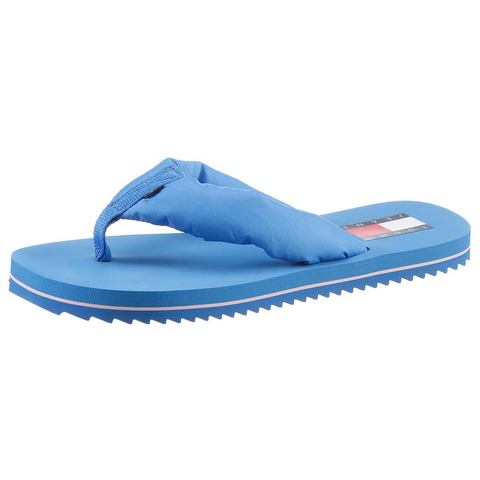 TOMMY JEANS Teenslippers FLAG EVA BEACH SANDAL met gewatteerde bandages