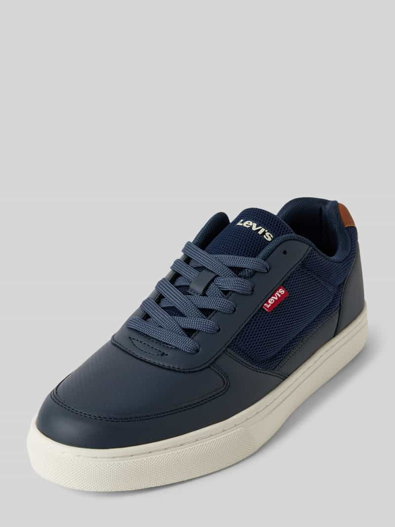 Levi’s Acc. Sneakers met labeldetail, model 'LIAM'