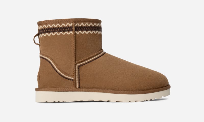 Ugg Classic Mini Atherson-laars in Brown  Suede