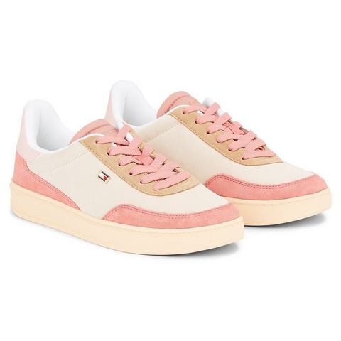 Tommy Hilfiger Plateausneakers HERITAGE COURT SNEAKER met contrastafwerkingen, vrijetijdsschoen, lage schoen, veterschoen