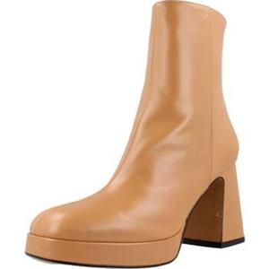 Angel Alarcon Laarzen  OLWEN