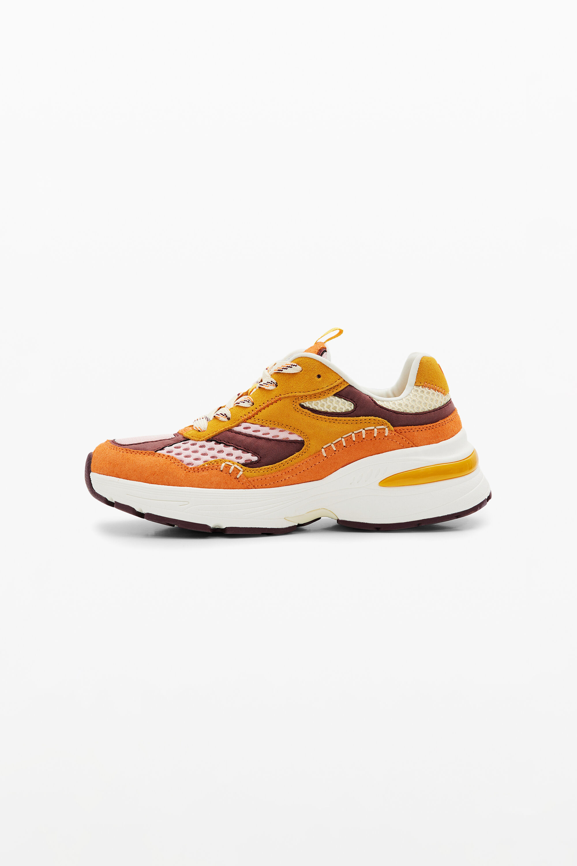 Desigual Runner sneakers suède patch - MATERIAL FINISHES