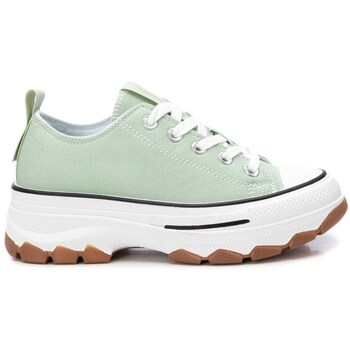 Refresh Sneakers  -