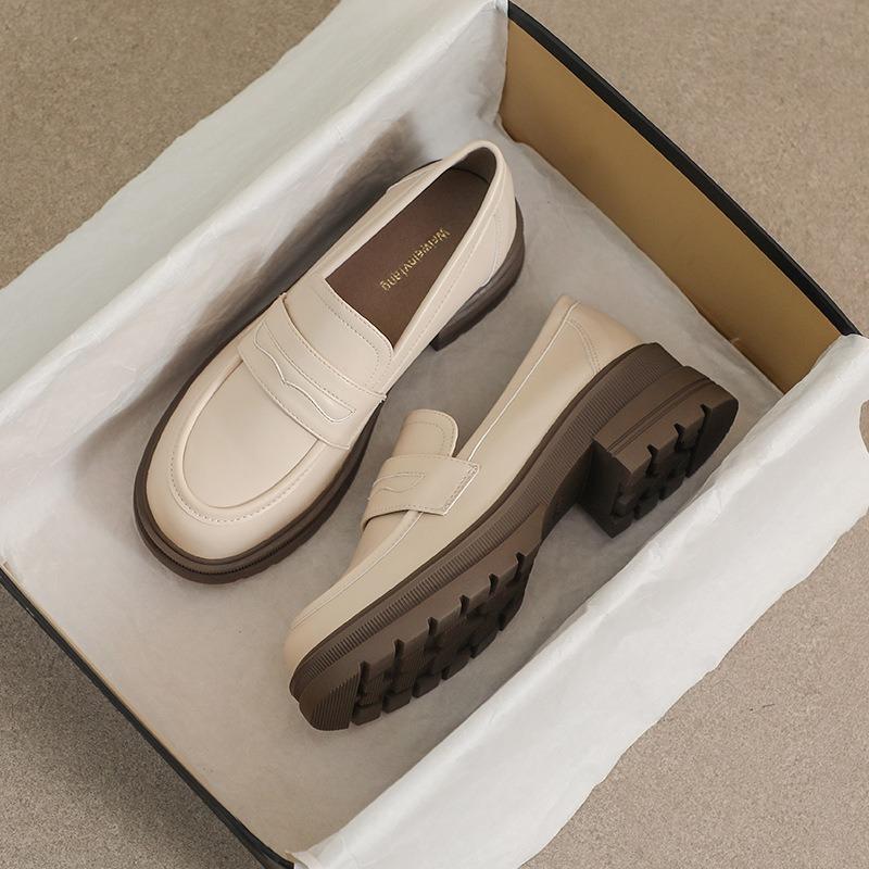 Femme Shoes Dikke zolen Loafers Retro Kleine Leren Schoenen Merade Een Voet Stijgbeugel Chunky Hak Zachte Bodem Enkele Schoenen Vrouwelijk 34 zwart