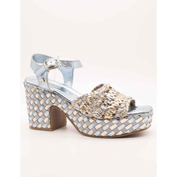 Carmela Sandalen  -