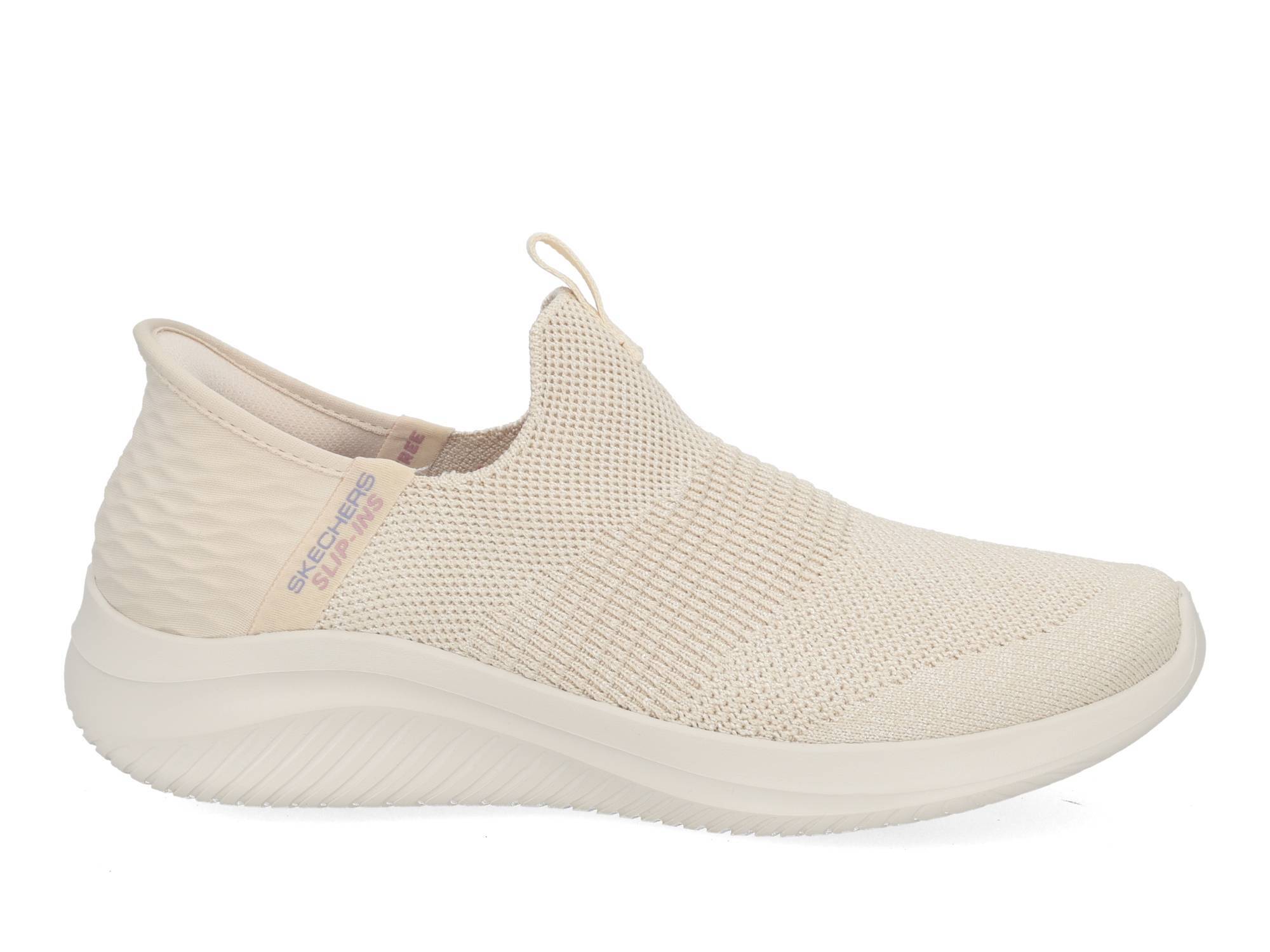Skechers Ultra flex 3.0 smooth step NAT Beige 