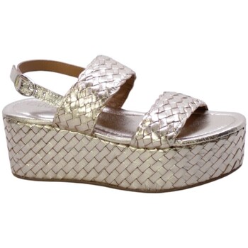 Carmela Sandalen  145073