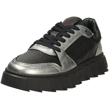 Apple of Eden Sneakers  -
