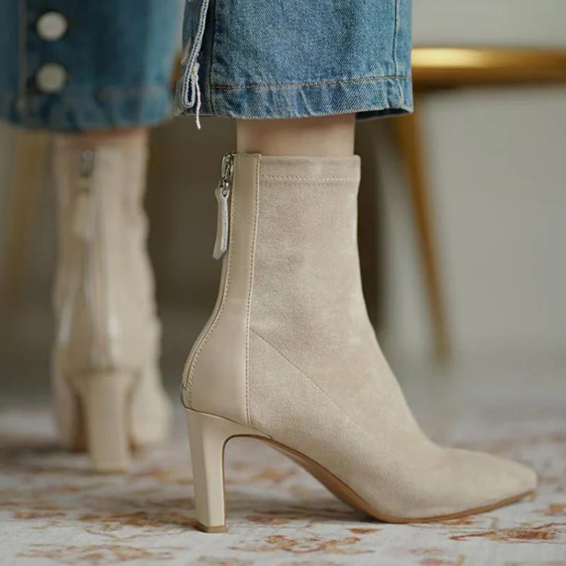 Best Shoe Boutique Hoge hak suède laarzen dames Koreaanse stijl herfst en winter middelhoge hak stretch dunne laarzen puntige neus rits op de rug sokken laarzen dames 34 beige