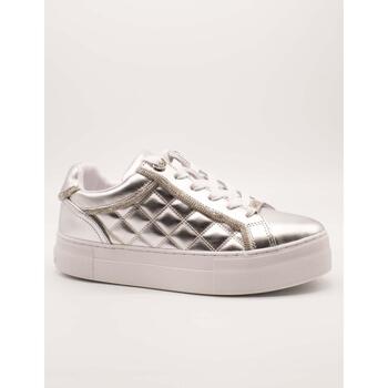 Guess Sneakers  -