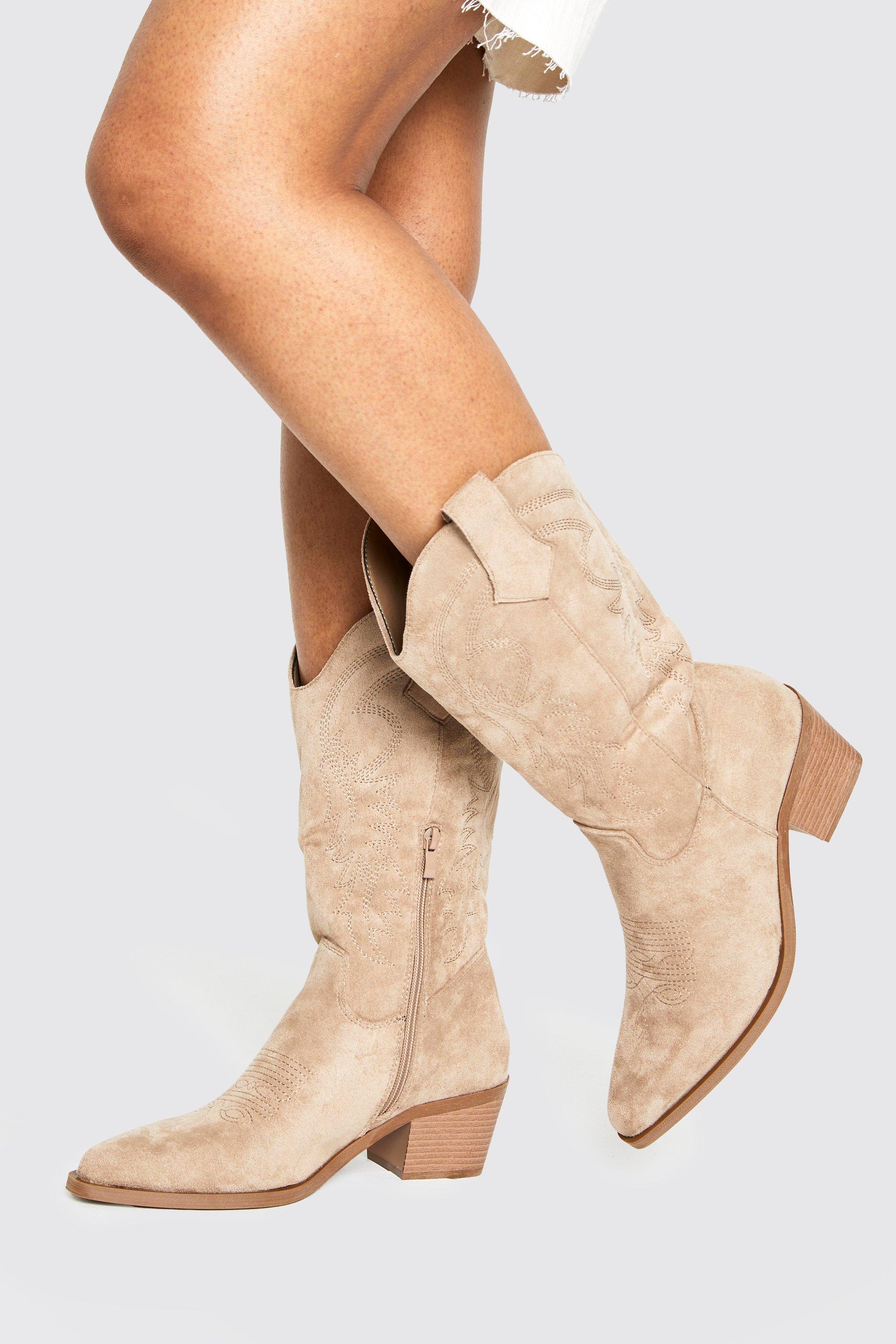 Boohoo Nep Suède Geborduurde Kuithoge Cowboylaarzen, Beige