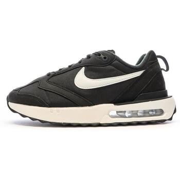 Nike Lage Sneakers  -
