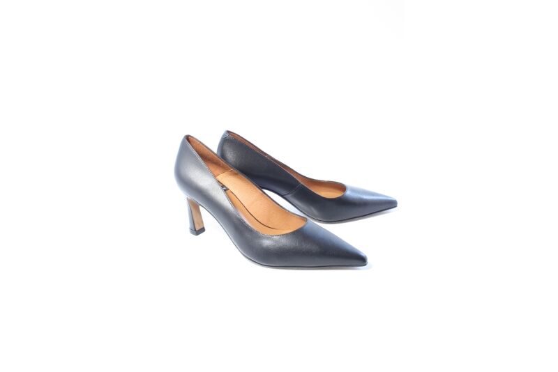 Angel Alarcon 25552 pumps