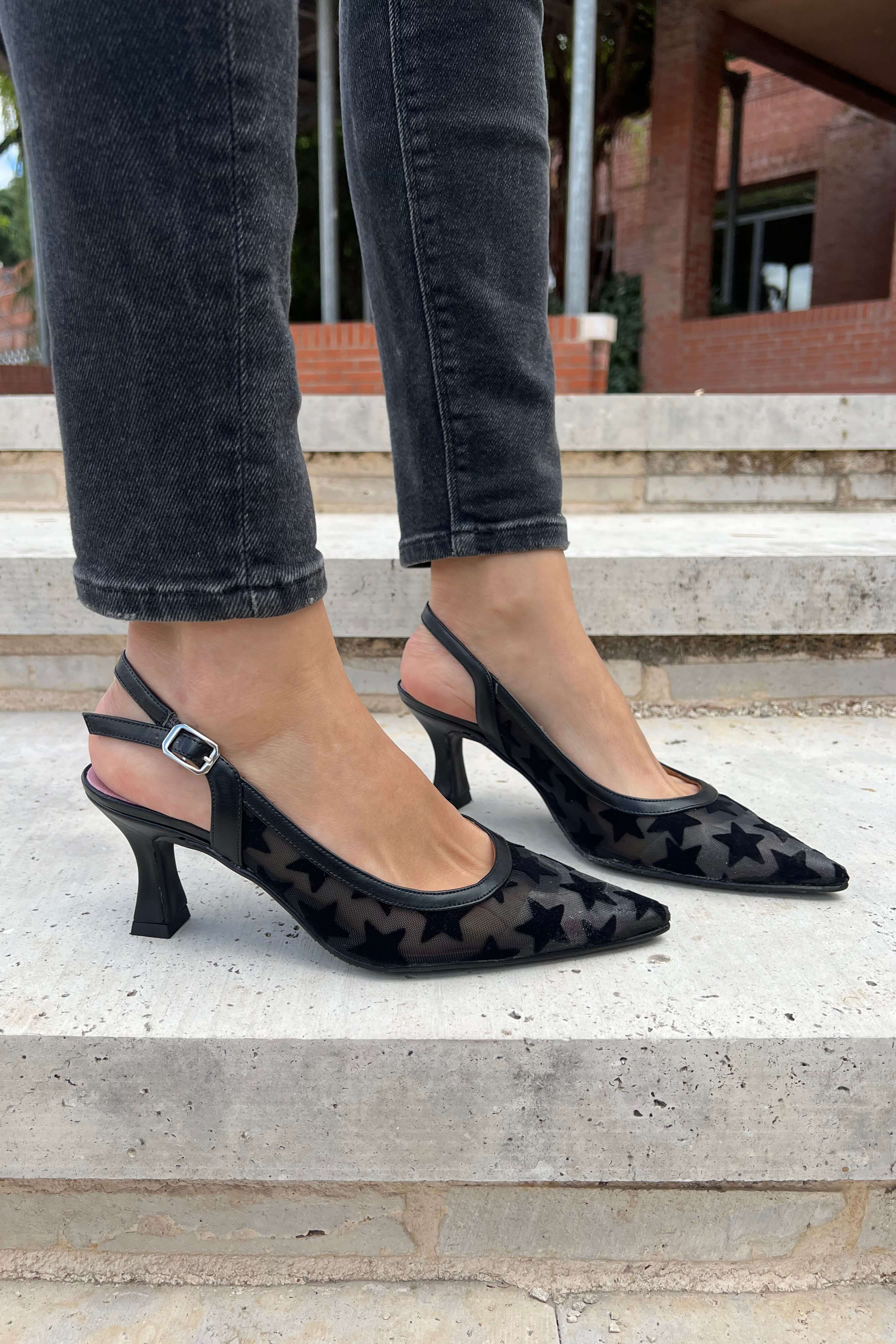 Momoc Damen vegan High-Heels Grid Stars Schwarz