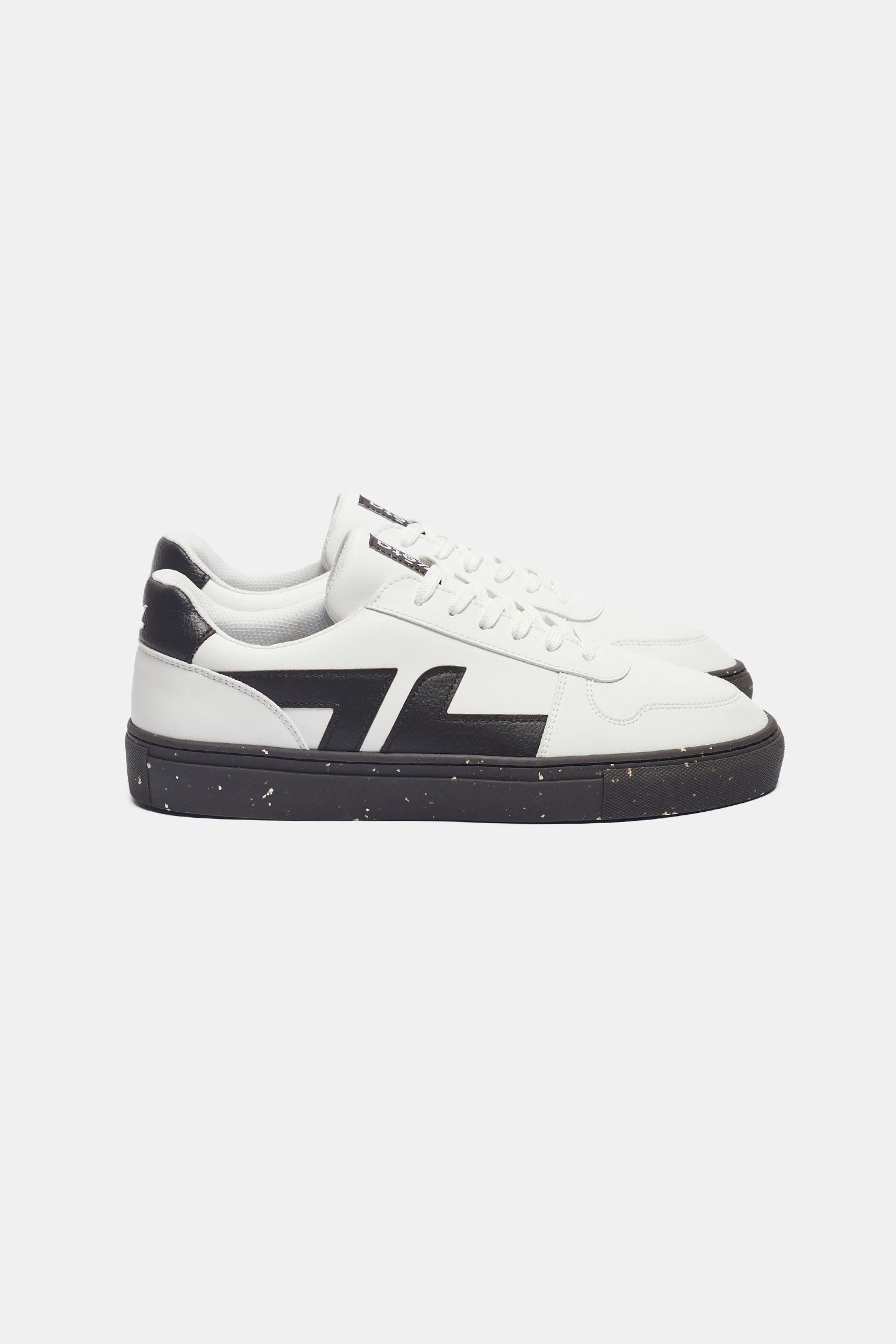 ZÃ¨ta Herren vegan Sneaker Moka Ristretto