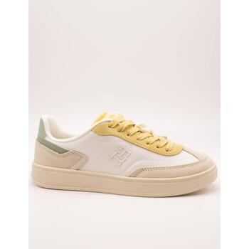 Tommy Hilfiger Sneakers  -