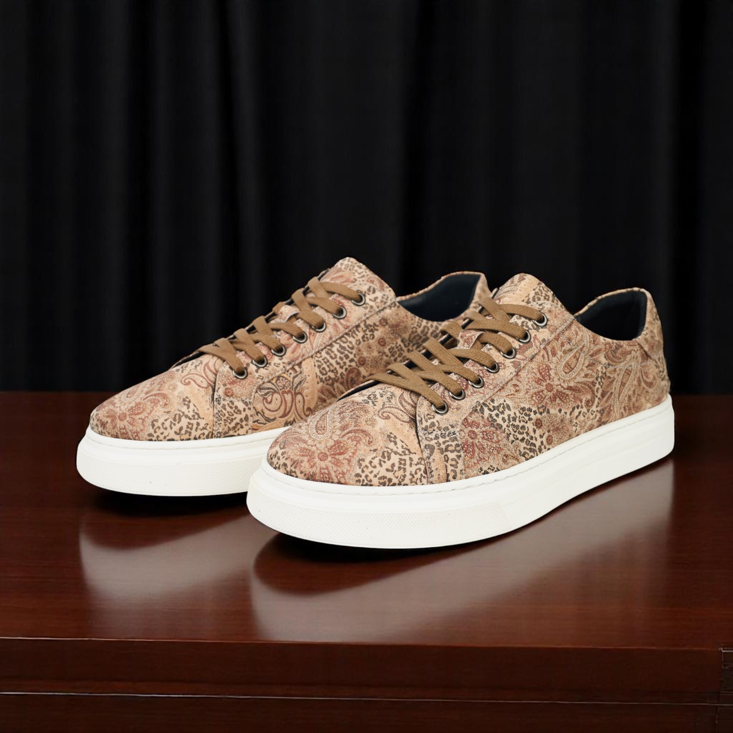 Lureaux Sand Paisley Panther Sneakers  - Handgemaakte Nette Schoenen Voor Heren