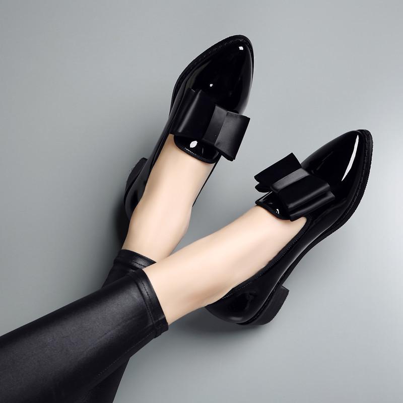Shoes Family Dames Loafers Bow Decor Puntige Teen Platte Schoenen voor Dames Lakleer Ondiepe Mond Forens Dagelijkse Casual Schoenen 41