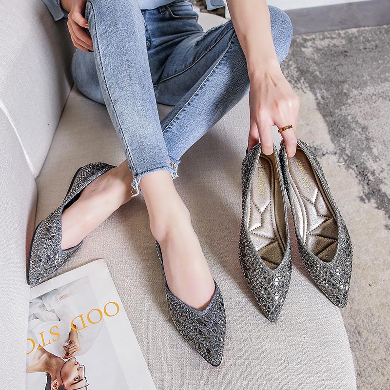 LAOHU Rivets Flats Dames Puntige Teen Glitter Kralen Ballerian Schoenen Ondiepe Mond Pailletten Stoffen Mocassins Plus Size Feest 35 zwart