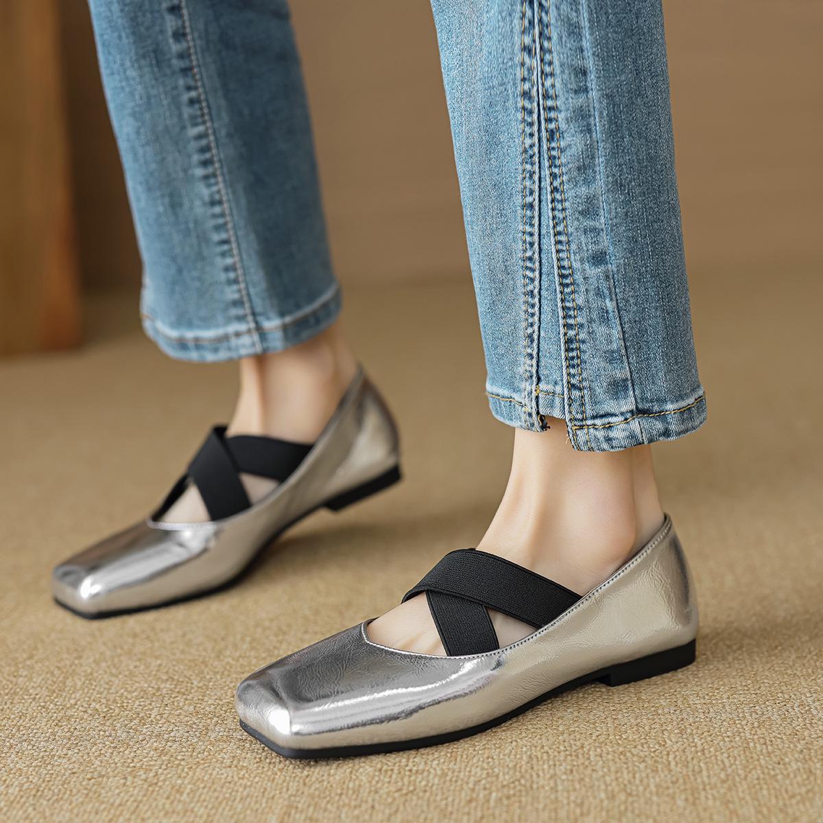 Feet love you Weiwei Girl Zilveren Balletschoenen: Retro enkelvoudige schoenen met kruisbandjes, zachte zool, vierkante neus en ondiepe mond voor dames. 41 zilver