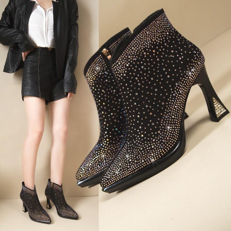 Gtimeshoes Nieuwe stijl Martin Boots Damesschoenen Strass Korte laarzen Puntige neus Hoge hak Dikke hak Enkele laarzen Plus Fluwelen warme leren laarzen 40 zwart