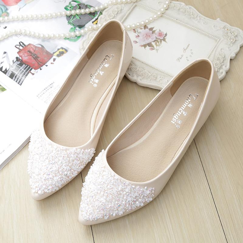 Avant-garde Koreaanse versie van damesschoenen ziet er dun uit Mode nieuwe puntige neus ondiepe mond enkele schoenen met pailletten strass platte schoenen vrouwen plus size 40