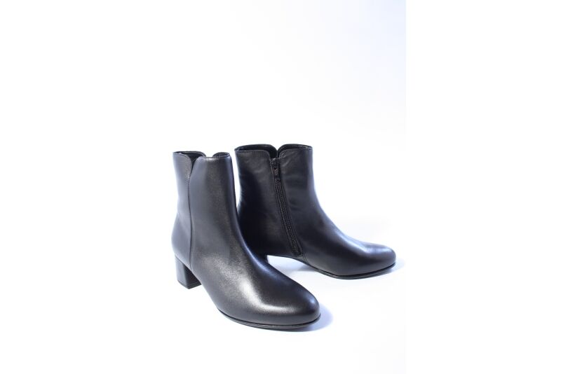 Gabor 75.680.27 enkellaars