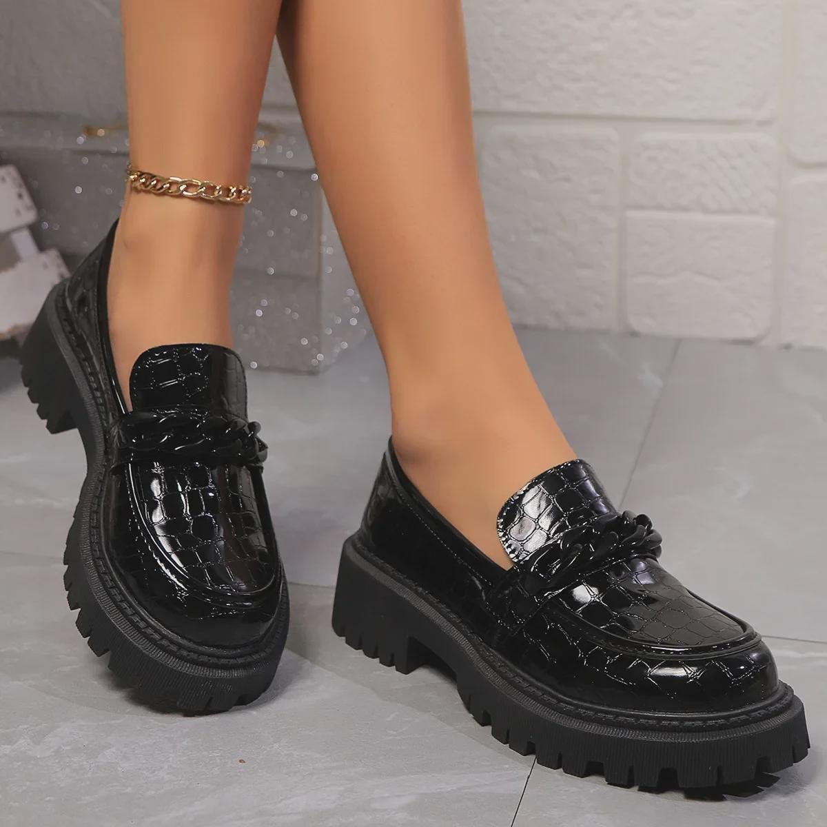 StrideBox Retro loafers met krokodillenmotief en dikke zool in zwart voor dames in grote maten - Lakleren schoenen 42 zwart