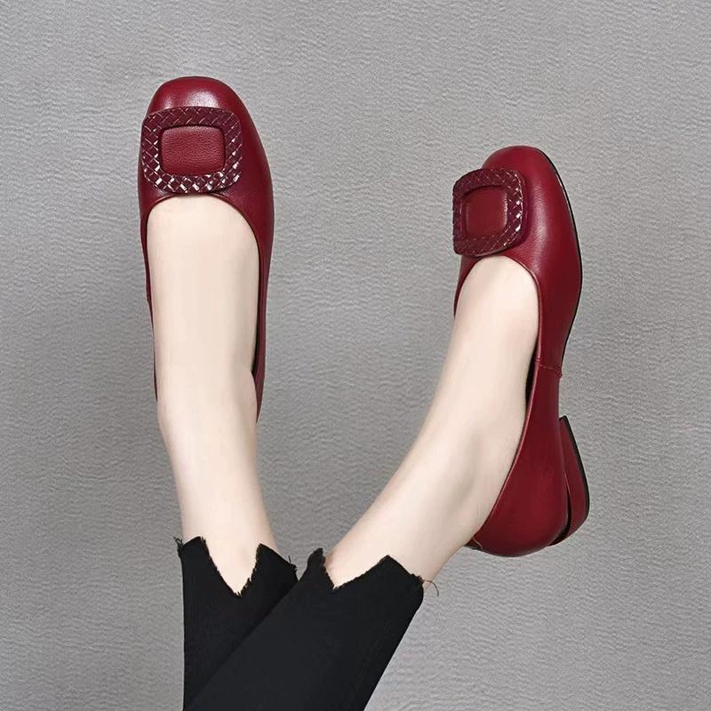 LAOHU Zachte PU-leren damesschoenen met lage hak, ondiepe mond, comfortabele pumps met hakken, kleine leren damesschoenen 37 rood