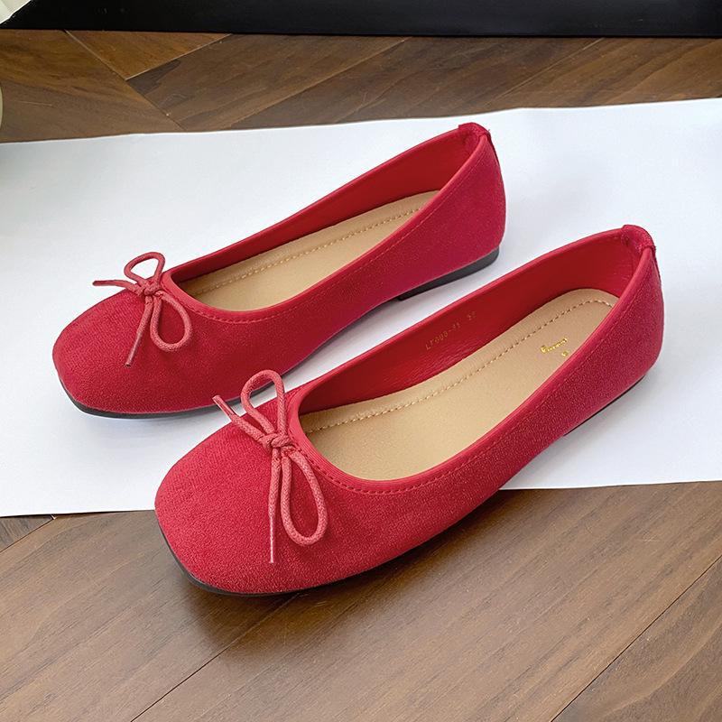 Shoes Arena JM Mary Jane dames ballerina's (grote maten) - herfst/winter, platte zool, strikdetail, zacht oppervlak, vierkante neus, ondiepe voet. Suede, 39 rood