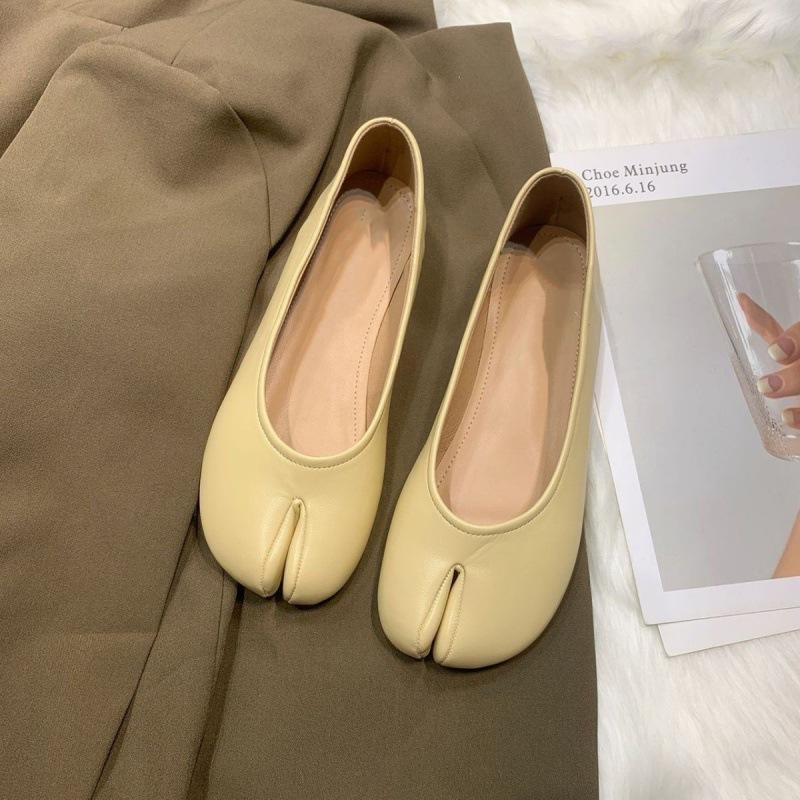 Elegant Apparel Mode Tabi Ninja Schoenen Dames Microvezel Leer Comfortabele Flats Split Toe Slippers Zachte Bodem Loafers Slipper Dames Trotter Mocassins 40 abrikoos