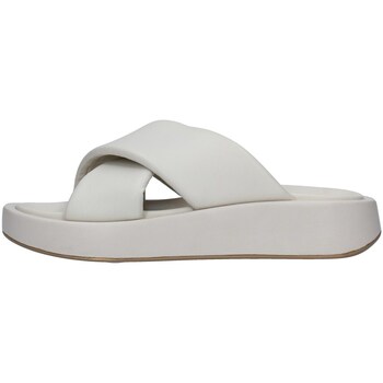 Inuovo Sandalen  393001