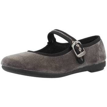 Vulladi Ballerina's  5409 032