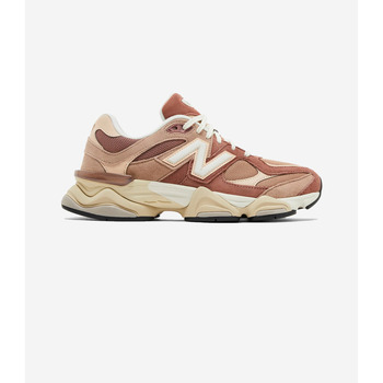 New Balance Lage Sneakers  9060 Sparrow Flat Taupe