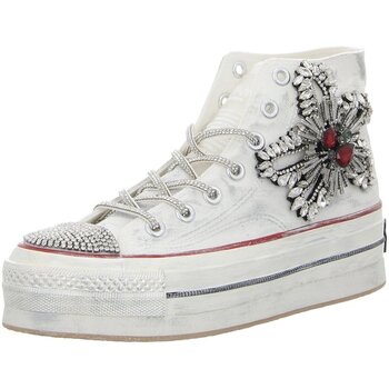Nan-Ku Sneakers  -