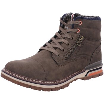 Dockers by Gerli Laarzen  -