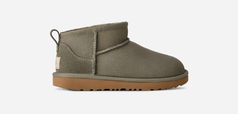 UGG Winterlaarzen Classic Ultra Mini instaplaars, winterlaars, boots met lamsvachtvoering