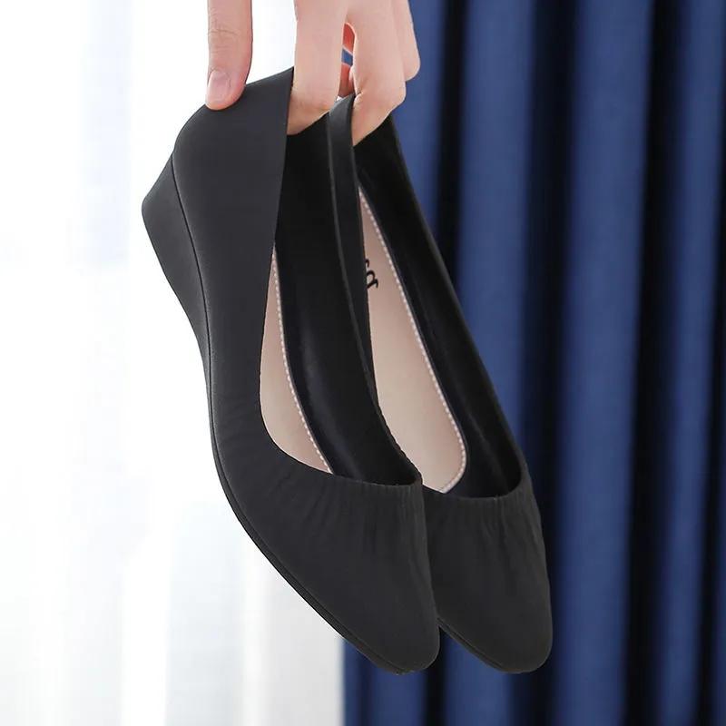 WTEMPO Lage antislip regenlaarzen voor dames Zomer waterdichte schoenen met ondiepe mond Rubberen werkschoenen voor volwassenen Antislip overschoenen Antislip slijtvaste schoenen 39 zwart