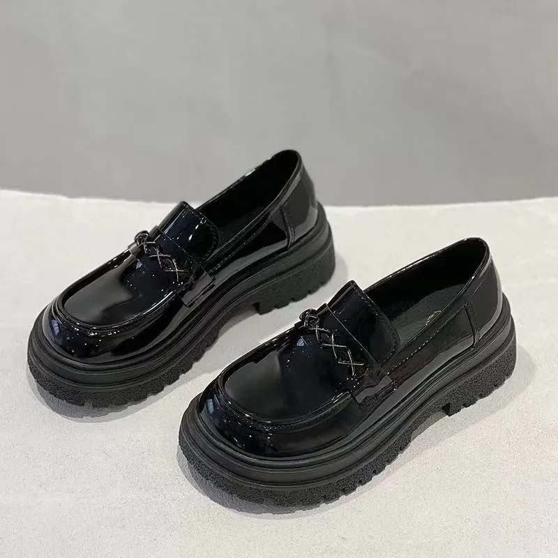 WTEMPO Zwarte Loafer Dikke Bodem Antislip Lakleer Bright Face Britse Leren Schoenen Jk Sweet Love Lolita Eenvoud Casual Woon-werkverkeer Harajuku 40