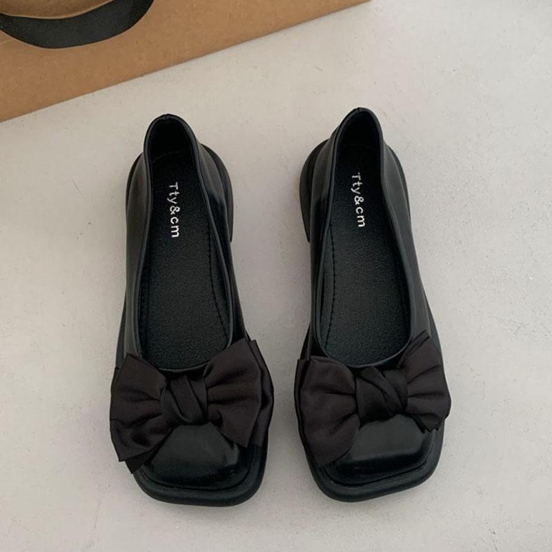 WTEMPO Grote maten damesschoenen Lente en herfst Retro Britse stijl Vierkante neus Strik Effen kleur Lage vierkante hak Zachte zool Zachte leren schoenen 40