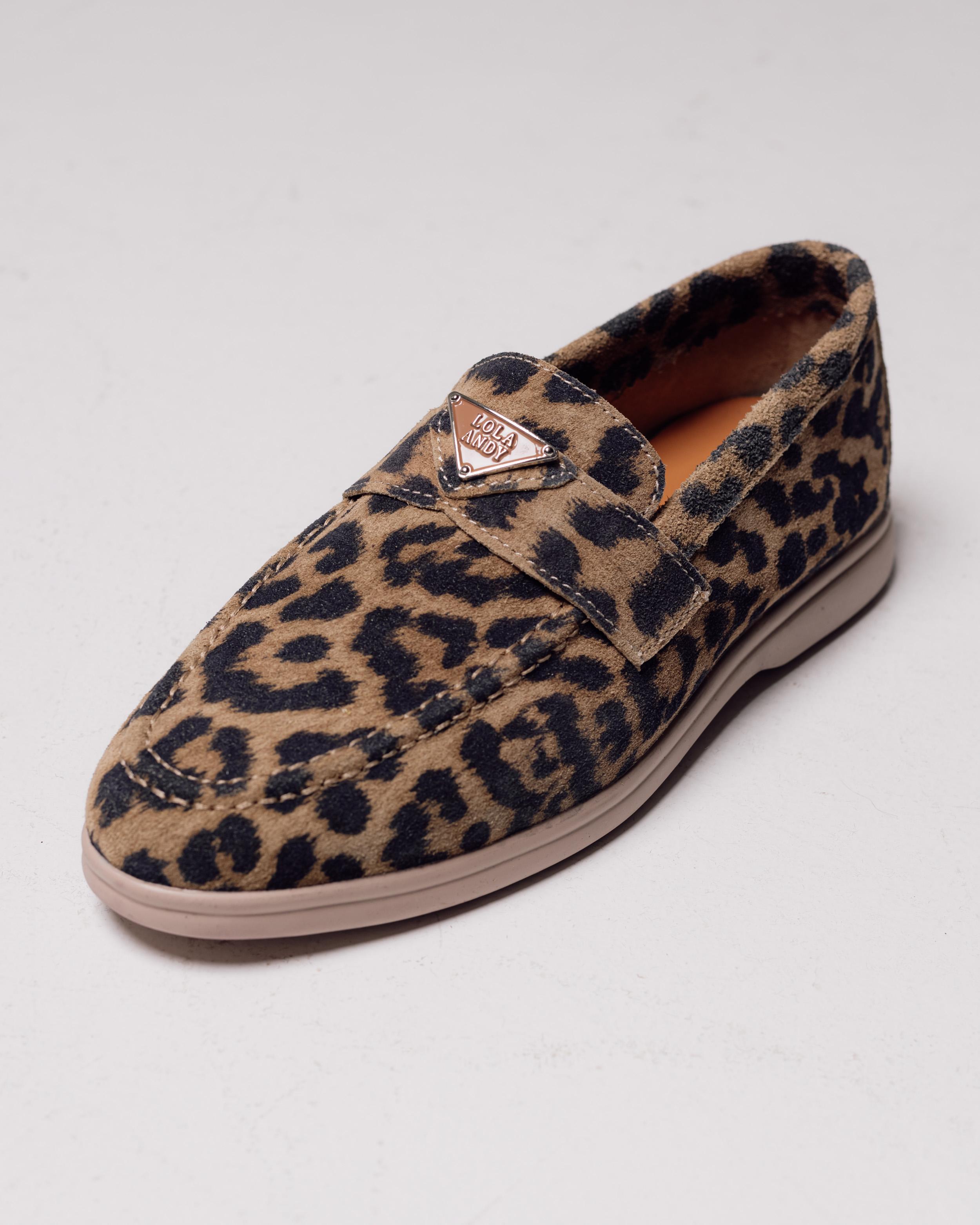 Vincci Лоферы женские Lola Andy 11050 36 бежевые замша 40