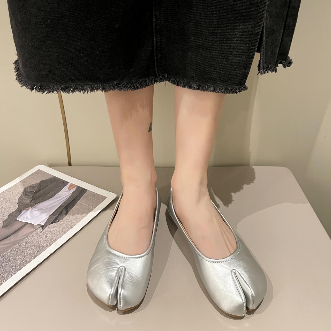 Walk in Vogue mode Microvezel Leer Comfortabele Flats Split Toe Slippers Zachte Bodem Loafers Slipper Dames Trotter Mocassins Retro Concise Walking Cozy 40 zilver