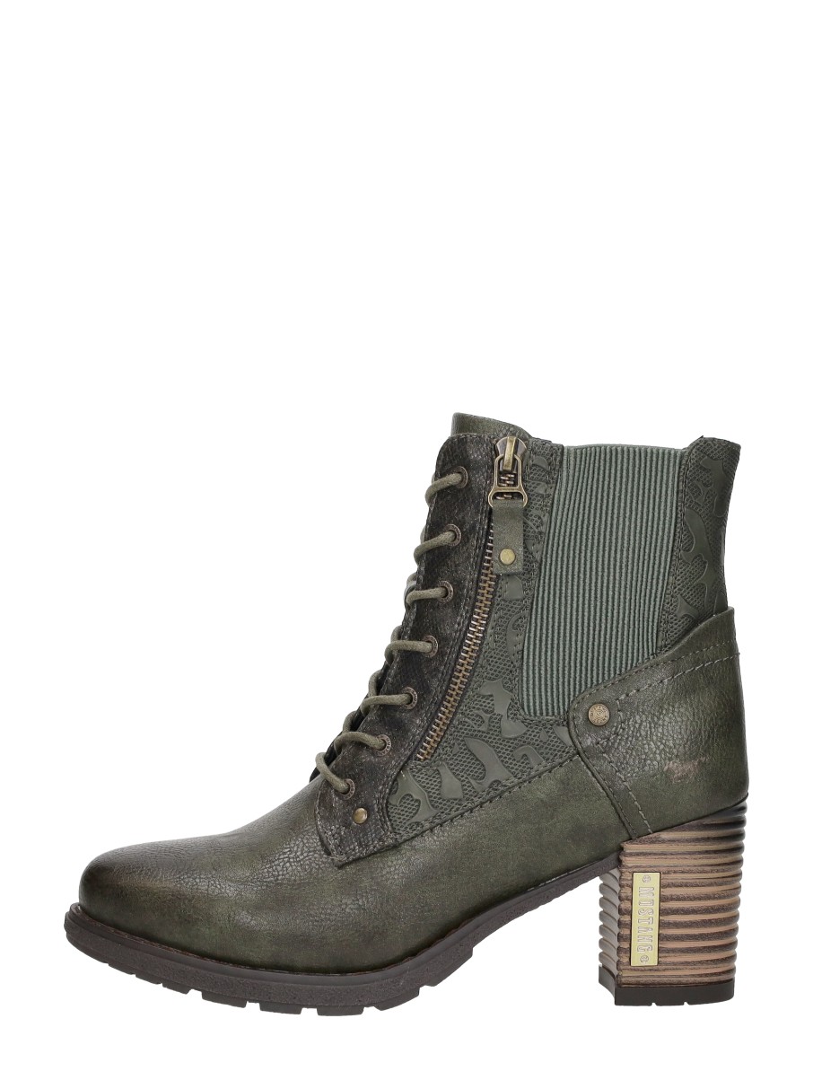 Mustang  Veterschoenen Hak