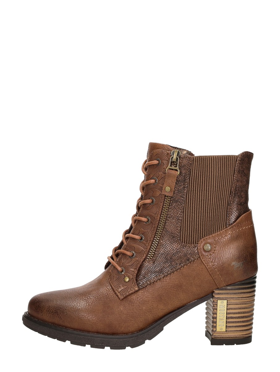 Mustang  Veterschoenen Hak