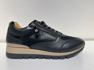 Helioform Sneaker