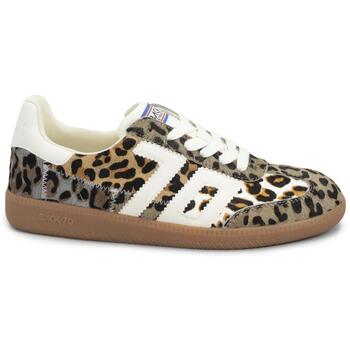 Back 70 Lage Sneakers  B70-I25-108011-LE