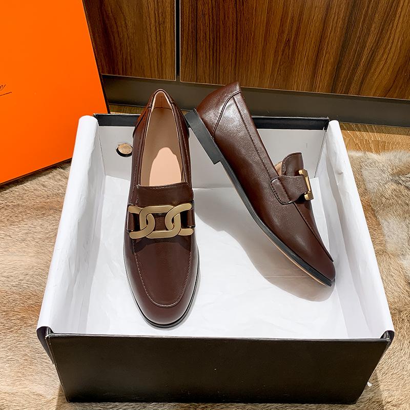 GMYELL-1 High Quality Leather Shoes Metal Chains Flat Women Round Toe Mules Spring Autumn Single Moccasins Female Comfy Slip on Loafers 38 bruin
