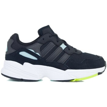 Adidas Lage Sneakers  YUNG96 J