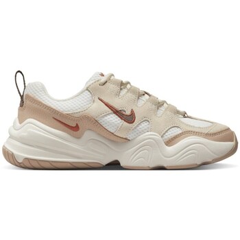 Nike Lage Sneakers  Tech Hera